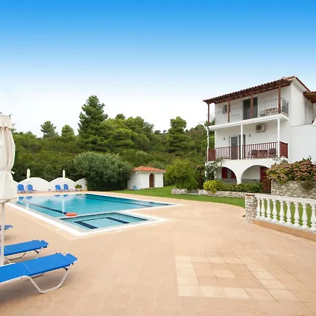 Alissia Koukounaries