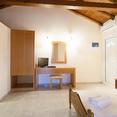 Apartahotel Alissia Koukounaries