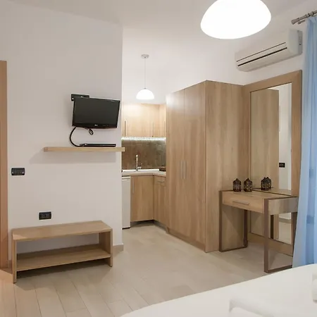 Ξενοδοχείο με διαμερίσματα Alissia Κουκουναριές