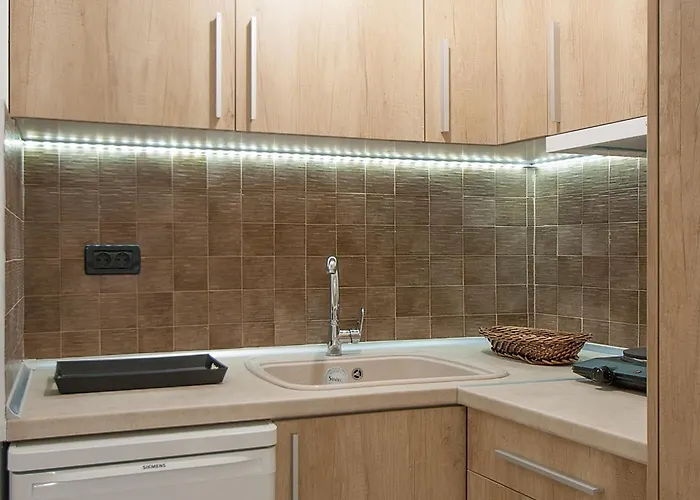 Alissia Apartahotel Koukounaries