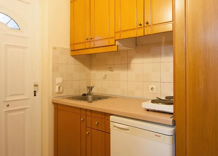 Alissia Apartahotel Koukounaries